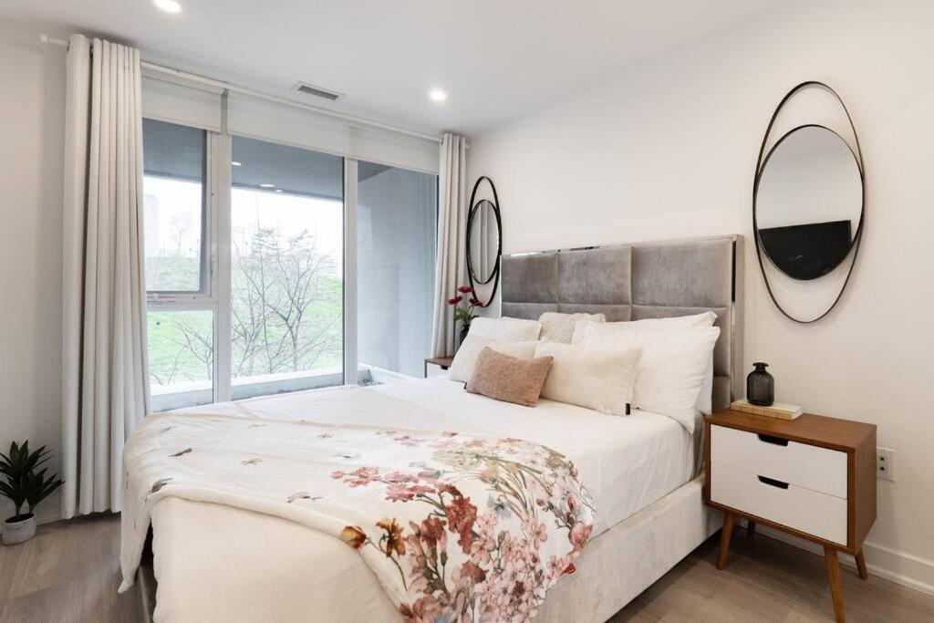 Luxe 2 Bed Suite Downtown Toronto Near Waterfront Exterior foto